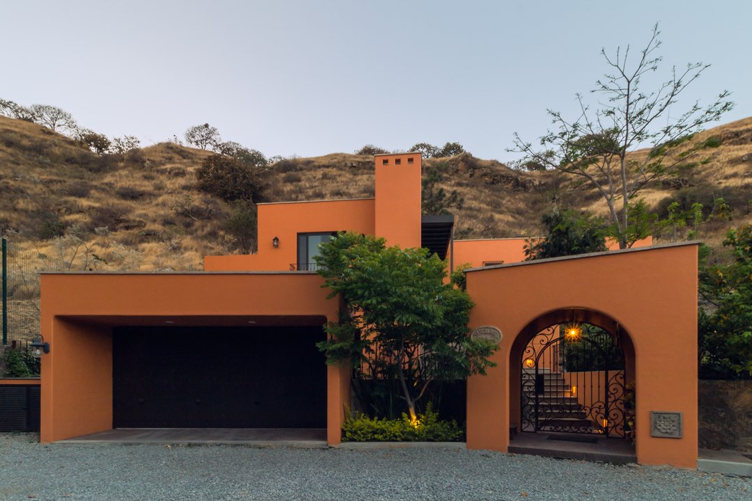 FACHADA-CASA-DROMEDARIO-1